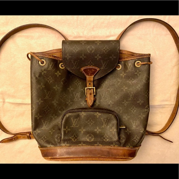 Authentic Louis Vuitton Montsouris MM Backpack. - Picture 2 of 8
